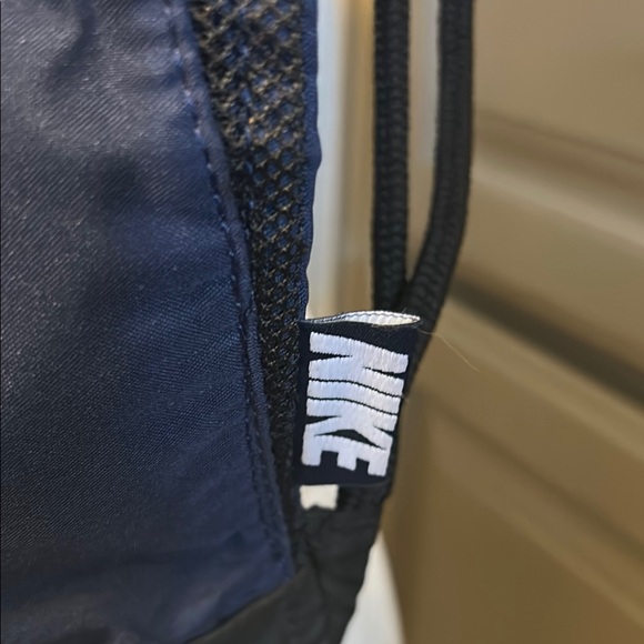Nike Blue Drawstring Backpack - Picture 3 of 4